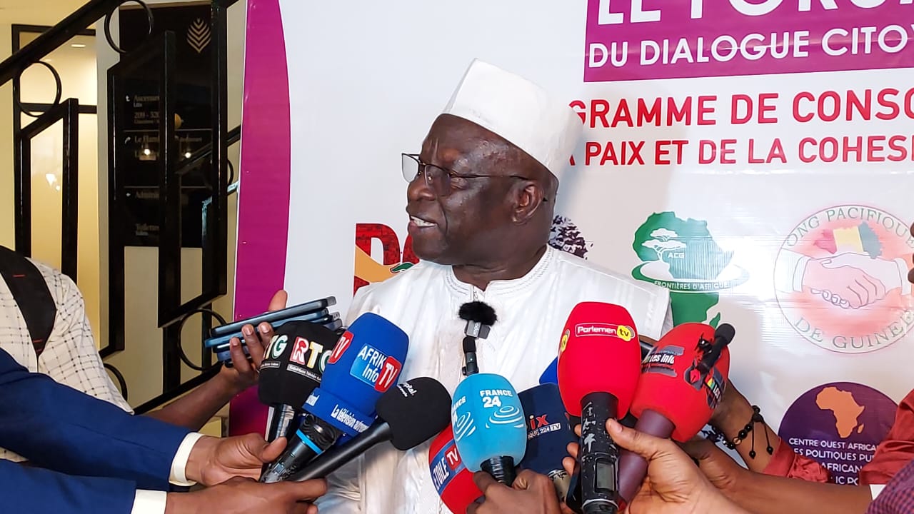 Un forum du dialogue citoyen, initié par Dr Sékou Kouréissy Condé, s'est ouvert ce lundi 25 février 2025 à Conakry, rassemblant divers acteurs sociopolitiques et professionnels autour de la paix et de la cohésion nationale.