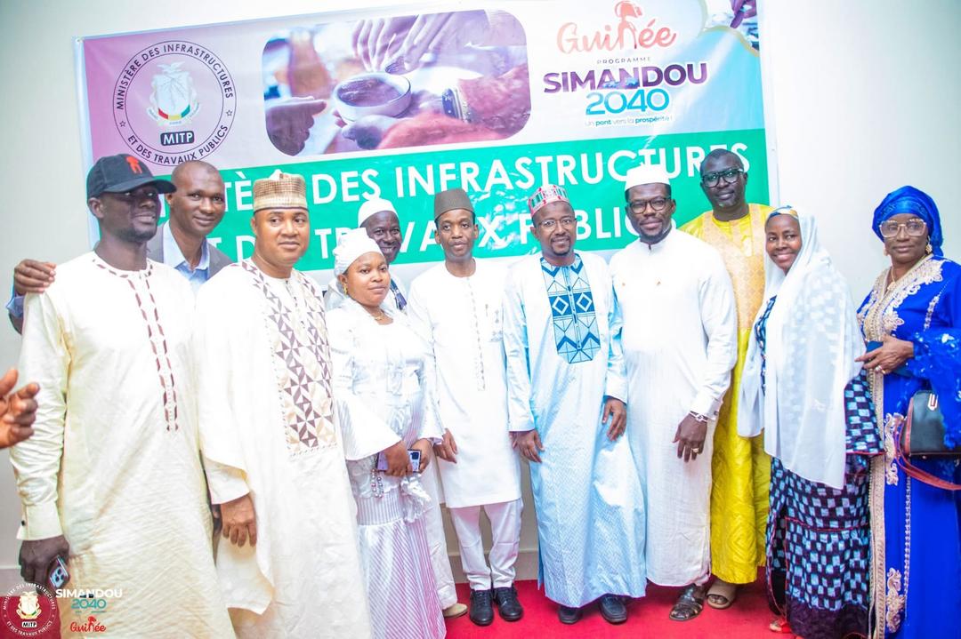 Iftar collectif offert par le Ministre Mahamadou Abdoulaye Diallo : Un moment de partage et de convivialité